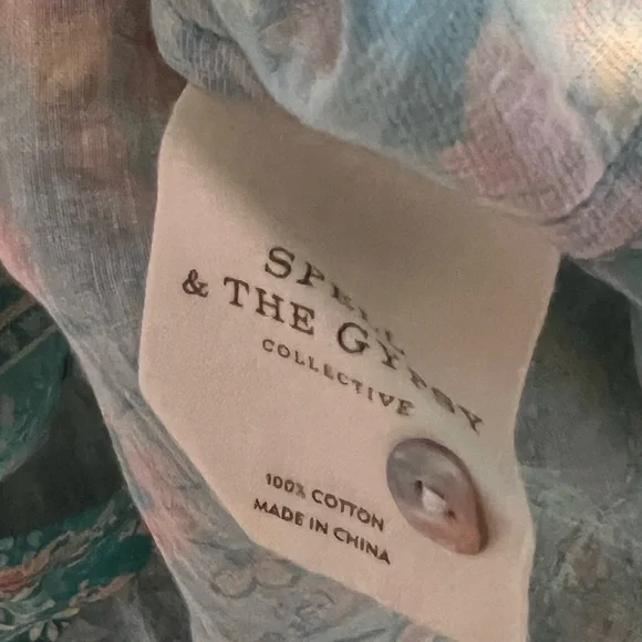 Spell Farrah Blouse - Sz. L - Picture 9 of 11